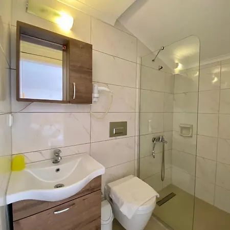 Eda Hotell İçmeler